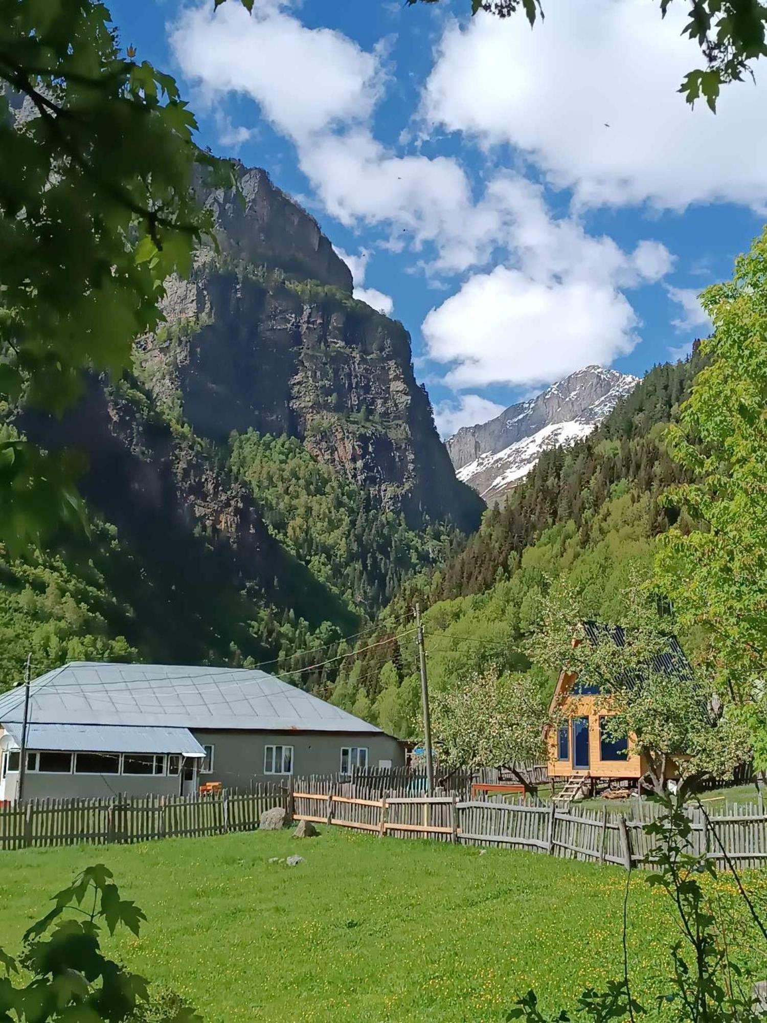 Guest House In Zhabeshi Lali Екстер'єр фото
